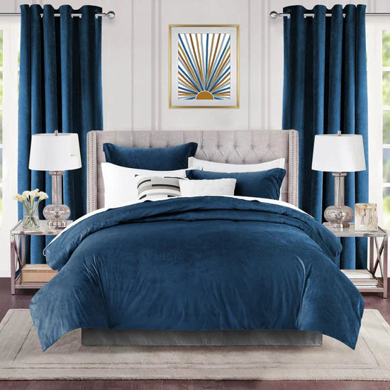 Matching Your Comforter Set to Your Bedroom Decor
