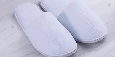 BATHROOM - SLIPPERS